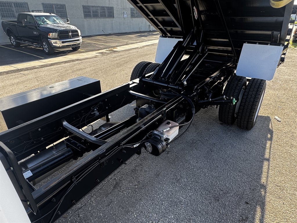 2021 Gm Gm515 - $45,995