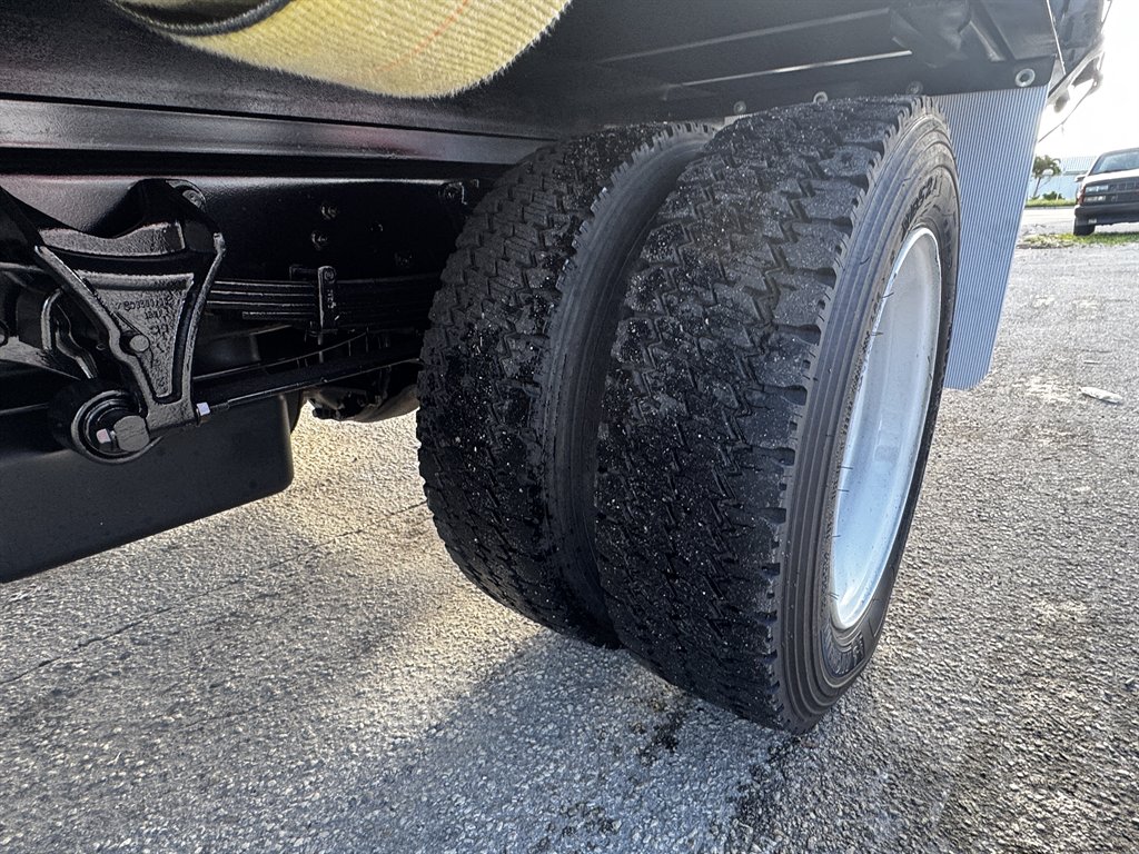 2021 Gm Gm515 - $45,995