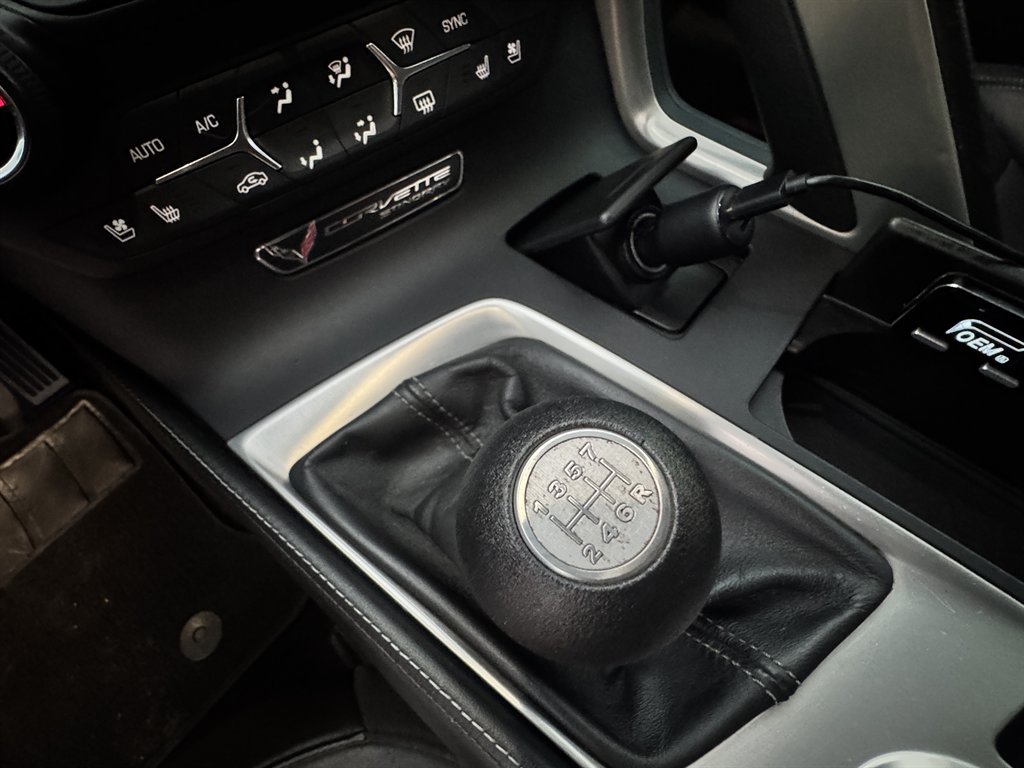 2015 Chevrolet Corvette - $39,995