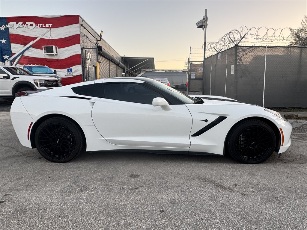 2015 Chevrolet Corvette - $39,995