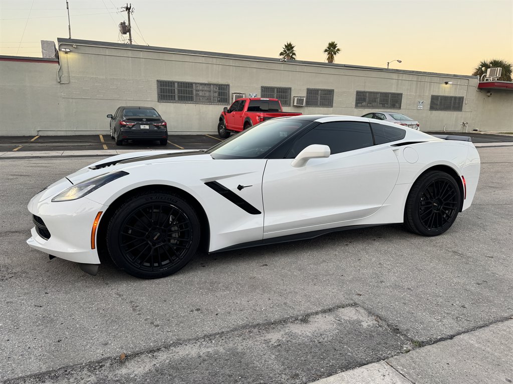 2015 Chevrolet Corvette - $39,995
