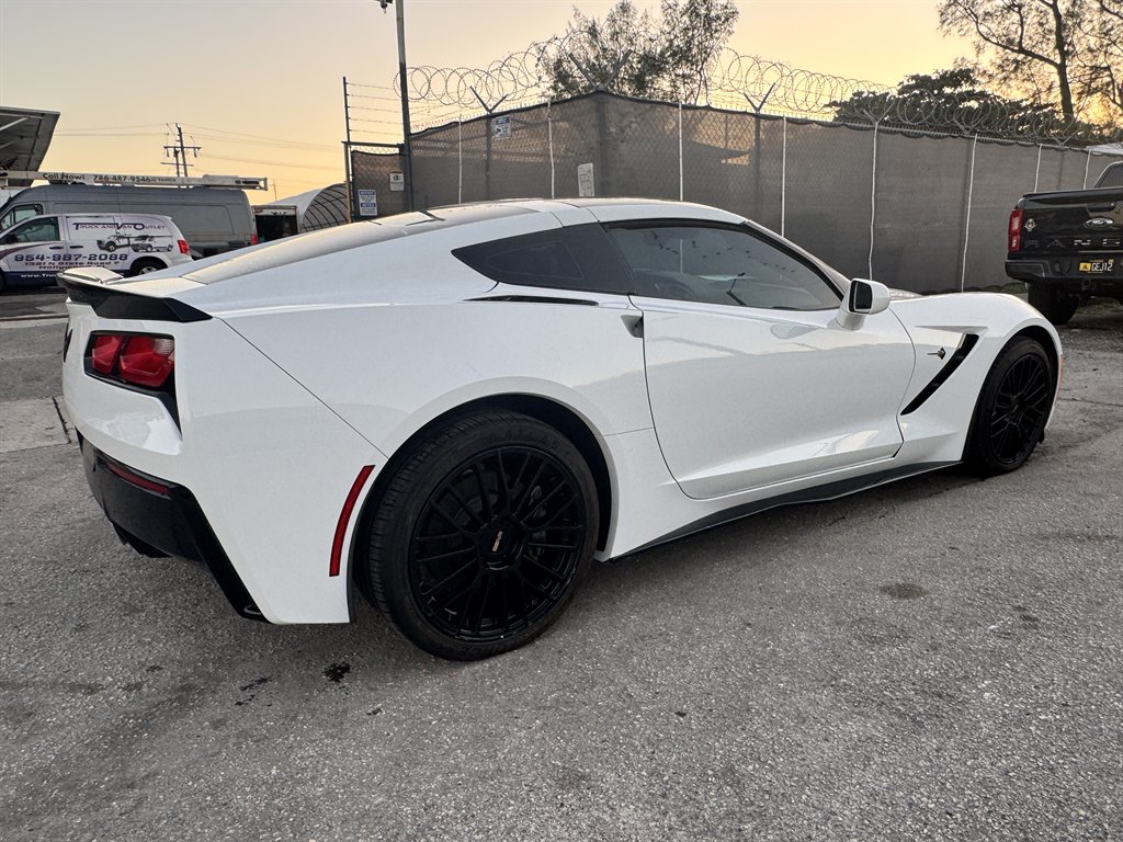 2015 Chevrolet Corvette - $39,995