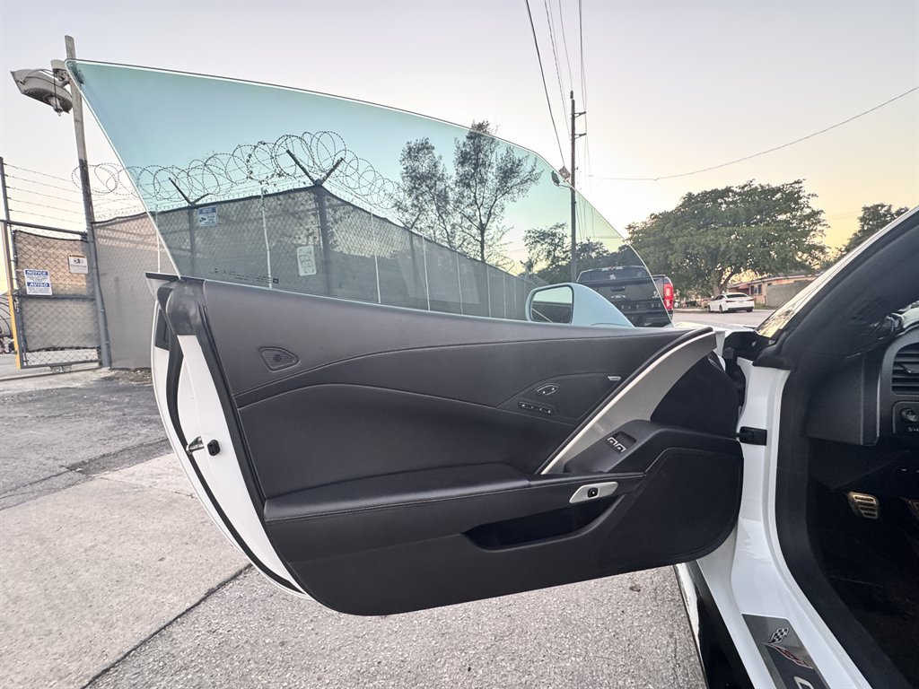 2015 Chevrolet Corvette - $39,995