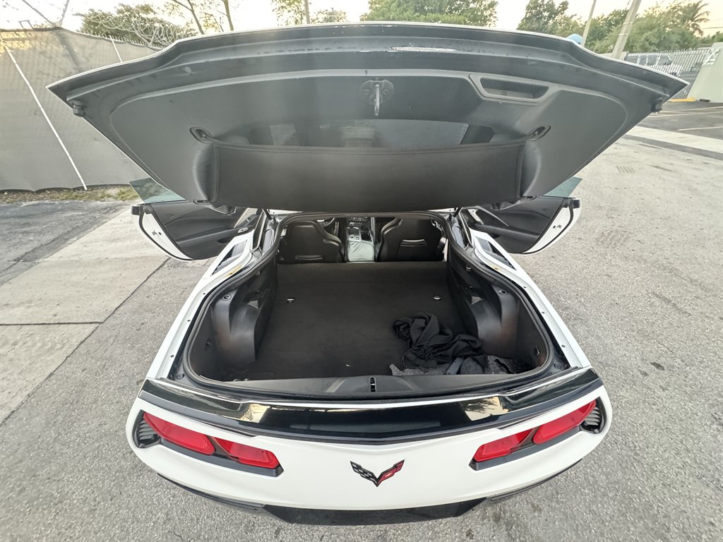 2015 Chevrolet Corvette - $39,995