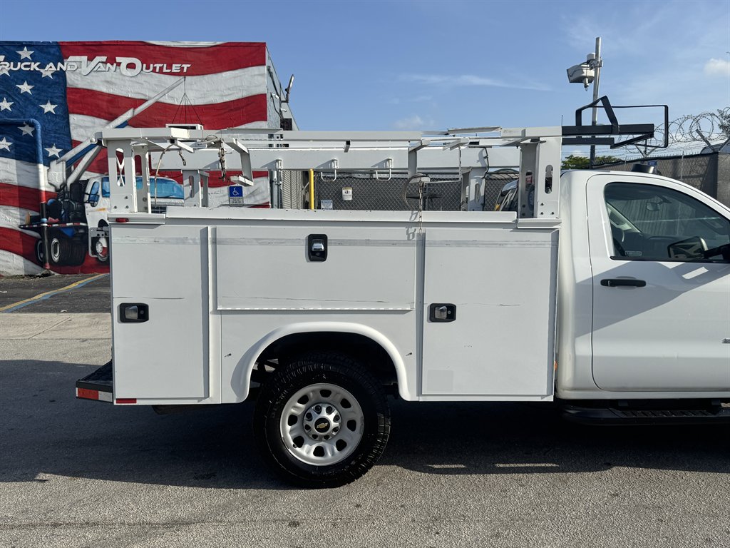 2018 Chevrolet Silverado - $18,995