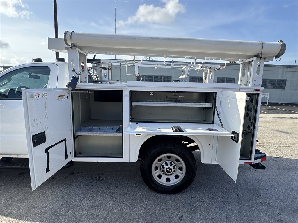 2018 Chevrolet Silverado - $18,995