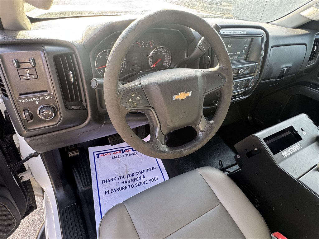 2018 Chevrolet Silverado - $18,995