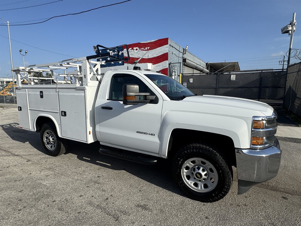 2018 Chevrolet Silverado - $18,995