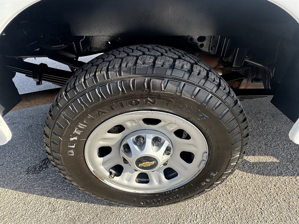 2018 Chevrolet Silverado - $18,995