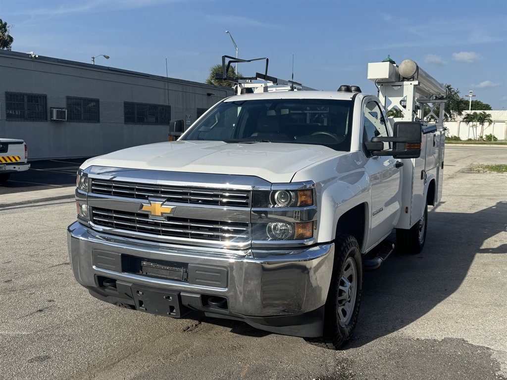 2018 Chevrolet Silverado - $18,995