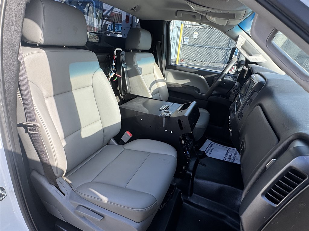 2018 Chevrolet Silverado - $18,995