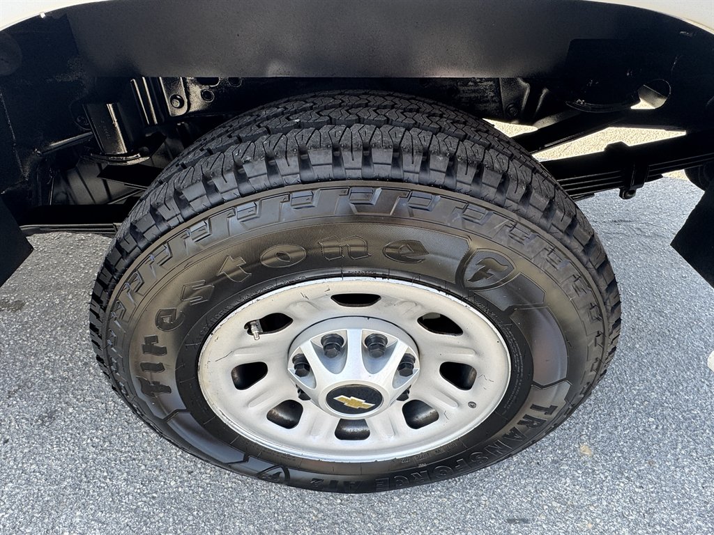 2018 Chevrolet Silverado - $18,995
