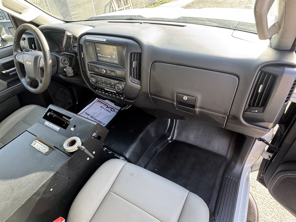 2018 Chevrolet Silverado - $18,995