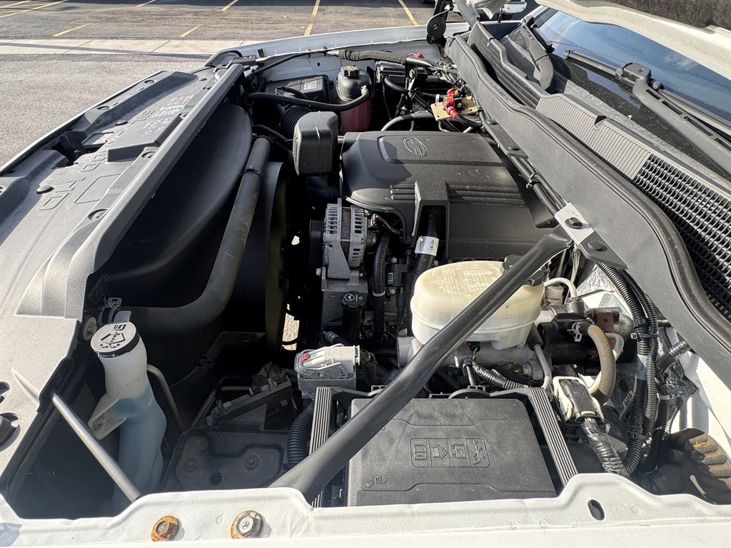 2018 Chevrolet Silverado - $18,995