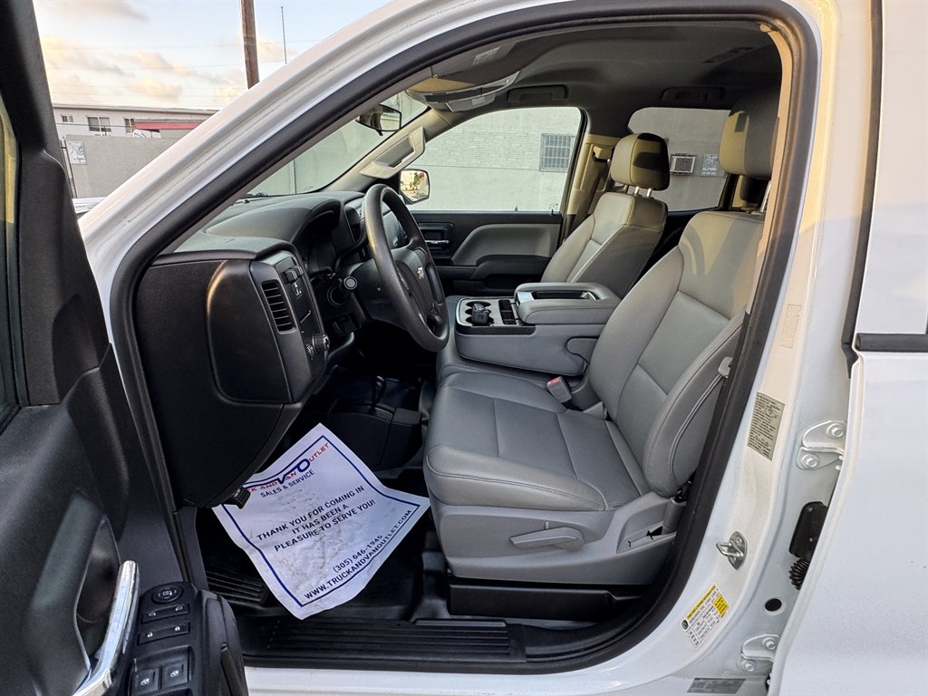 2019 Chevrolet Silverado Ld - $16,995