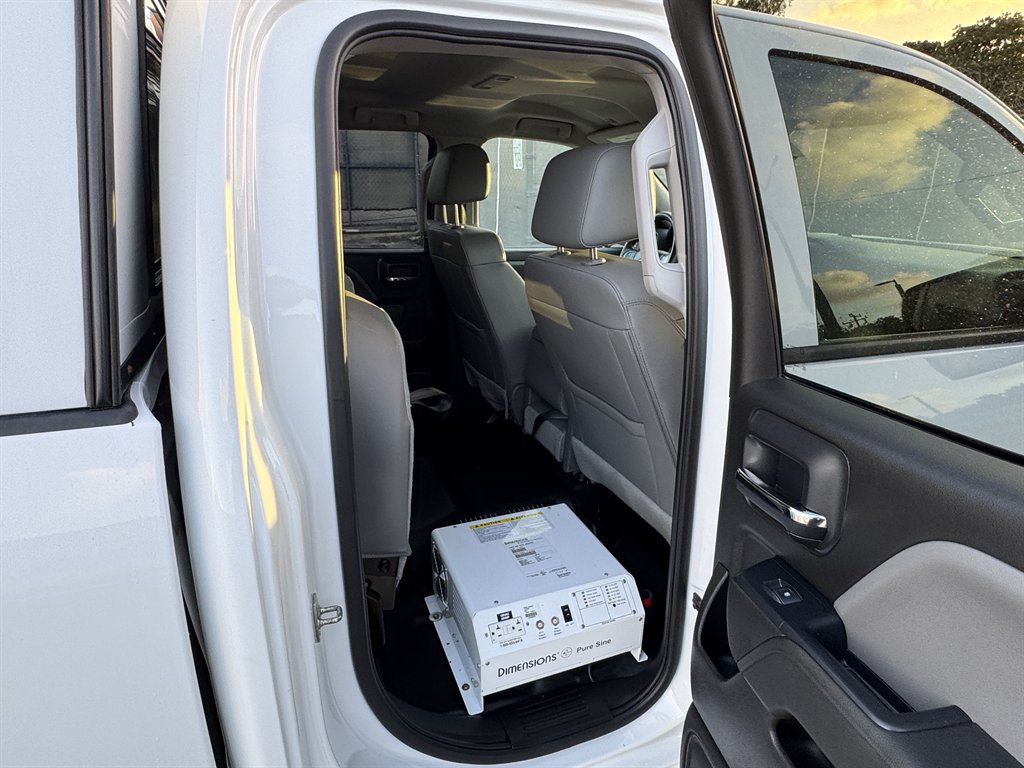 2019 Chevrolet Silverado Ld - $16,995