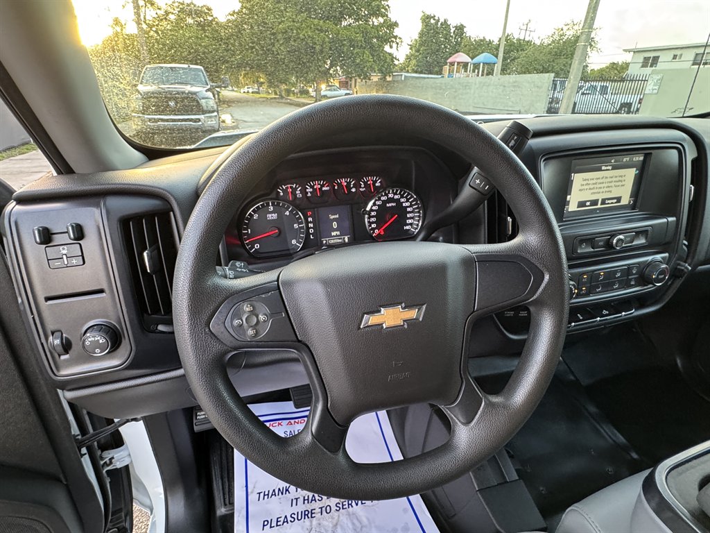 2019 Chevrolet Silverado Ld - $16,995