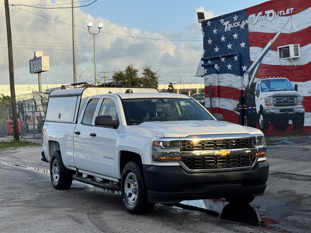 2019 Chevrolet Silverado Ld - $16,995
