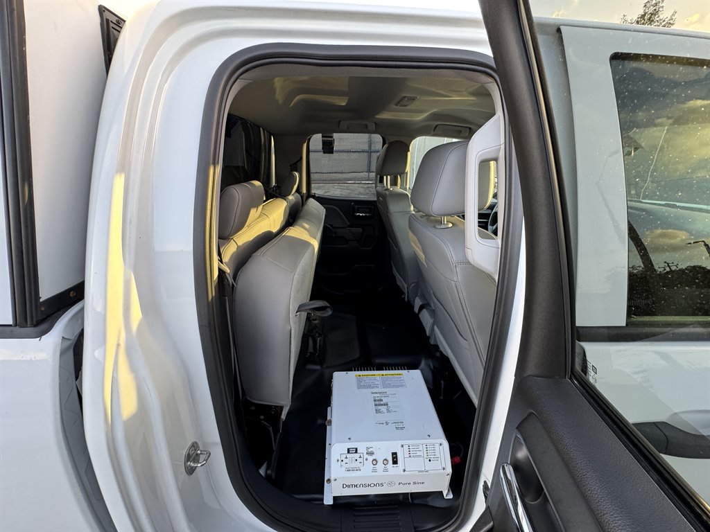 2019 Chevrolet Silverado Ld - $16,995