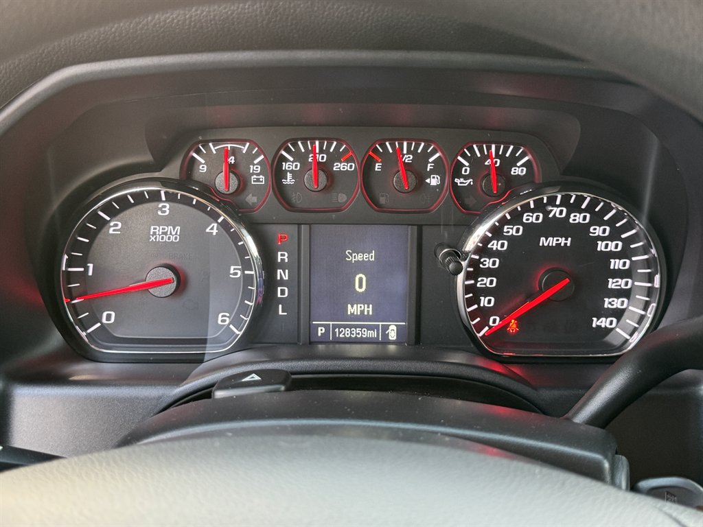 2019 Chevrolet Silverado Ld - $16,995