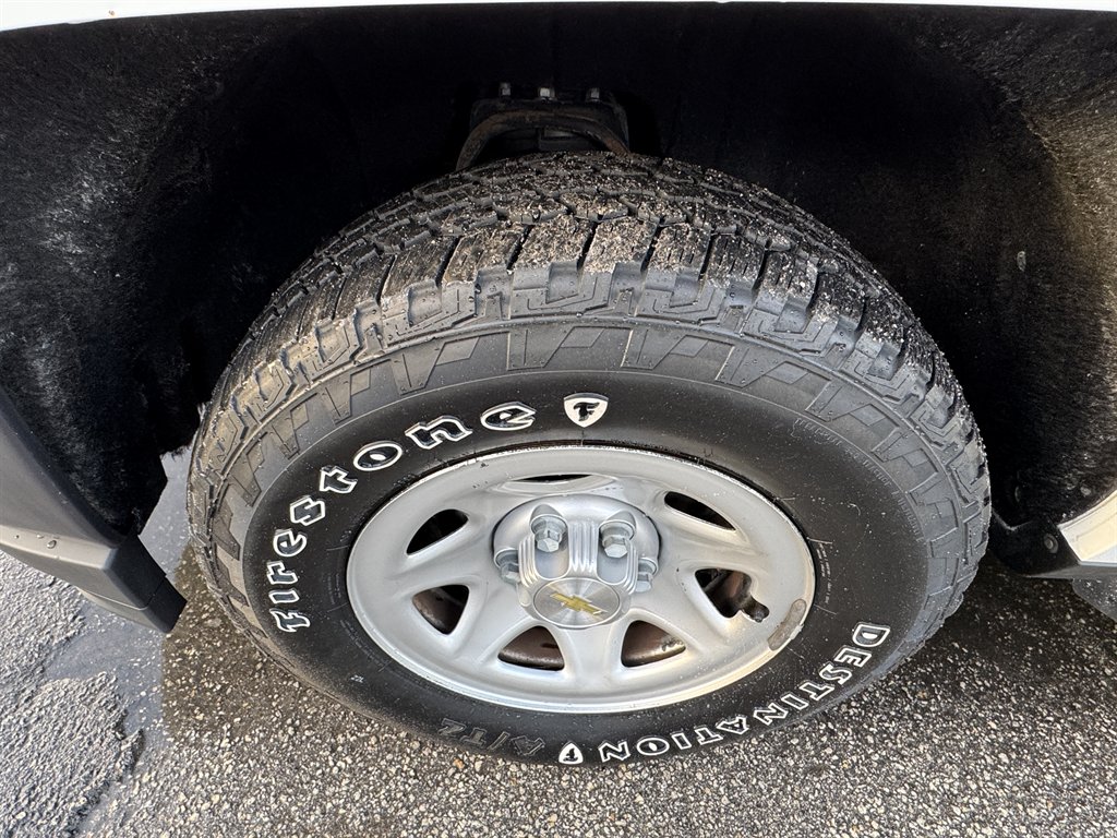 2019 Chevrolet Silverado Ld - $16,995