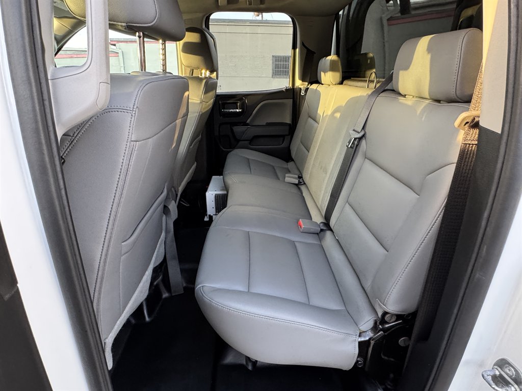 2019 Chevrolet Silverado Ld - $16,995