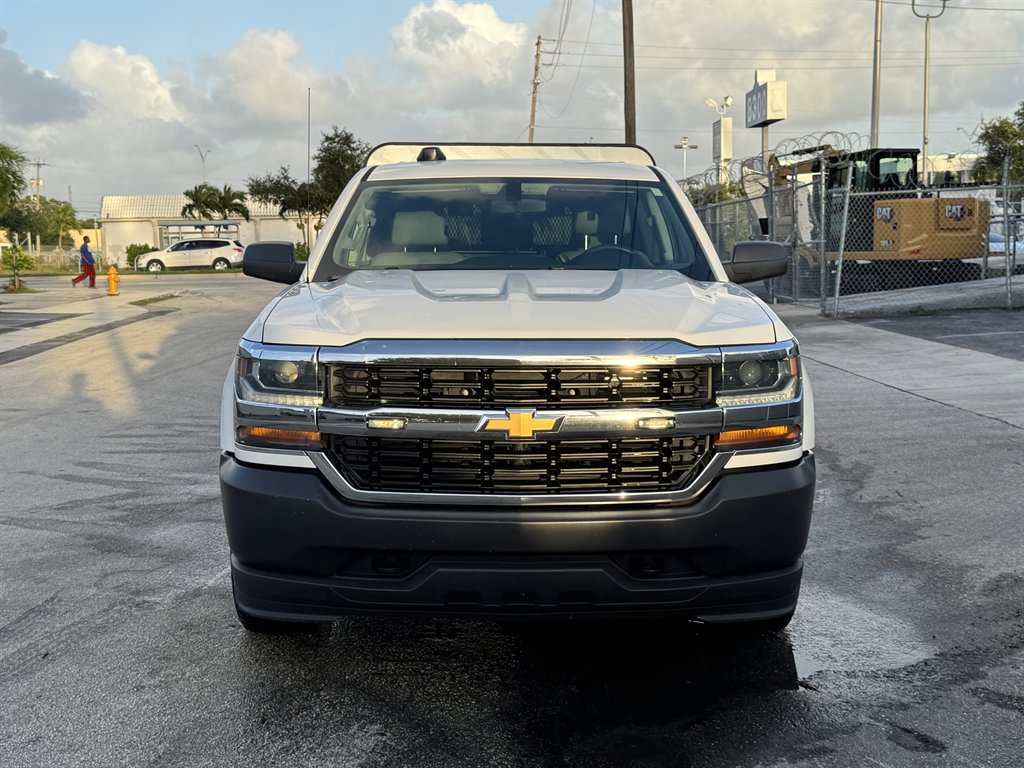 2019 Chevrolet Silverado Ld - $16,995