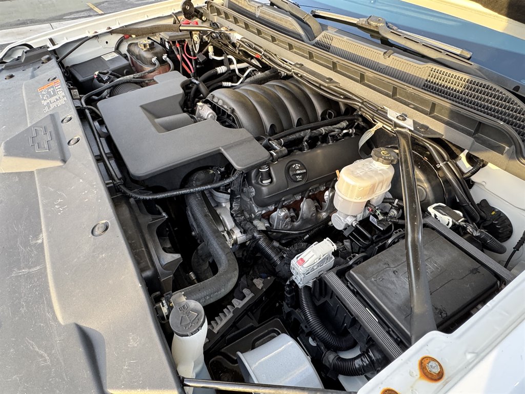 2019 Chevrolet Silverado Ld - $16,995