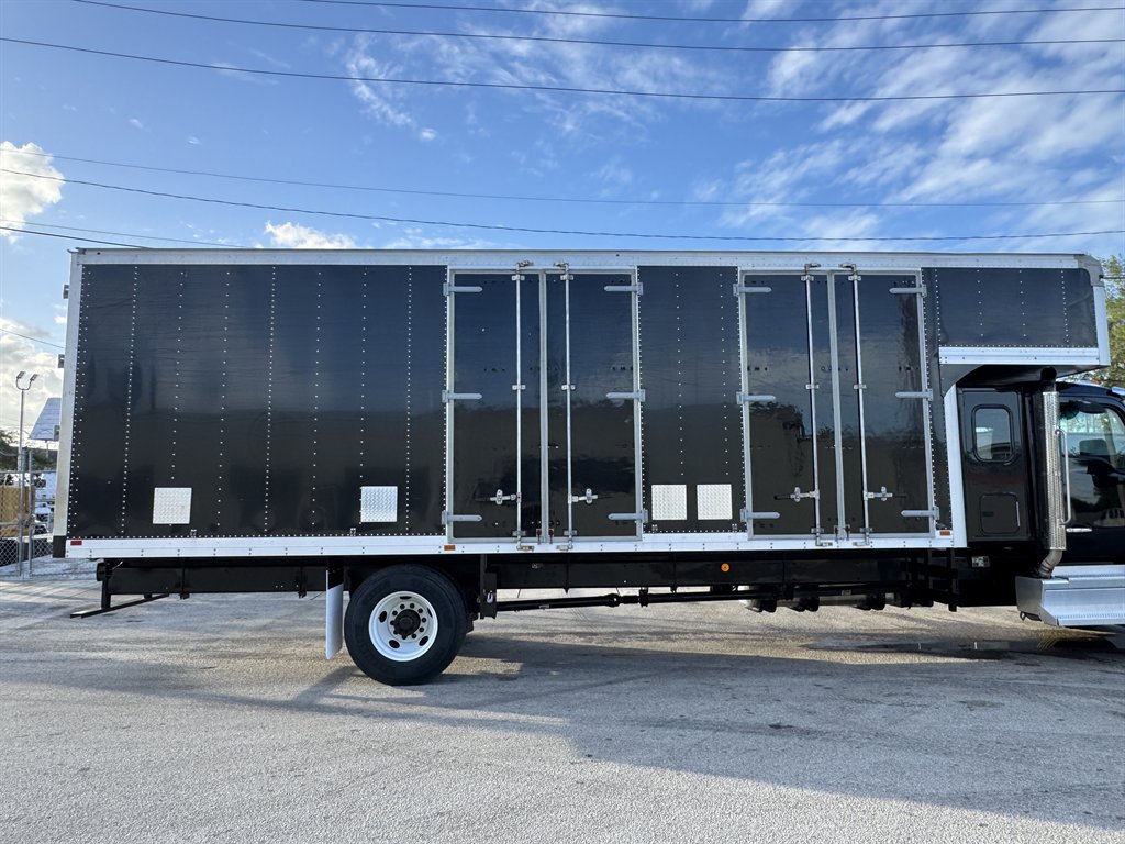 2025 Kenworth T600 - $88,995