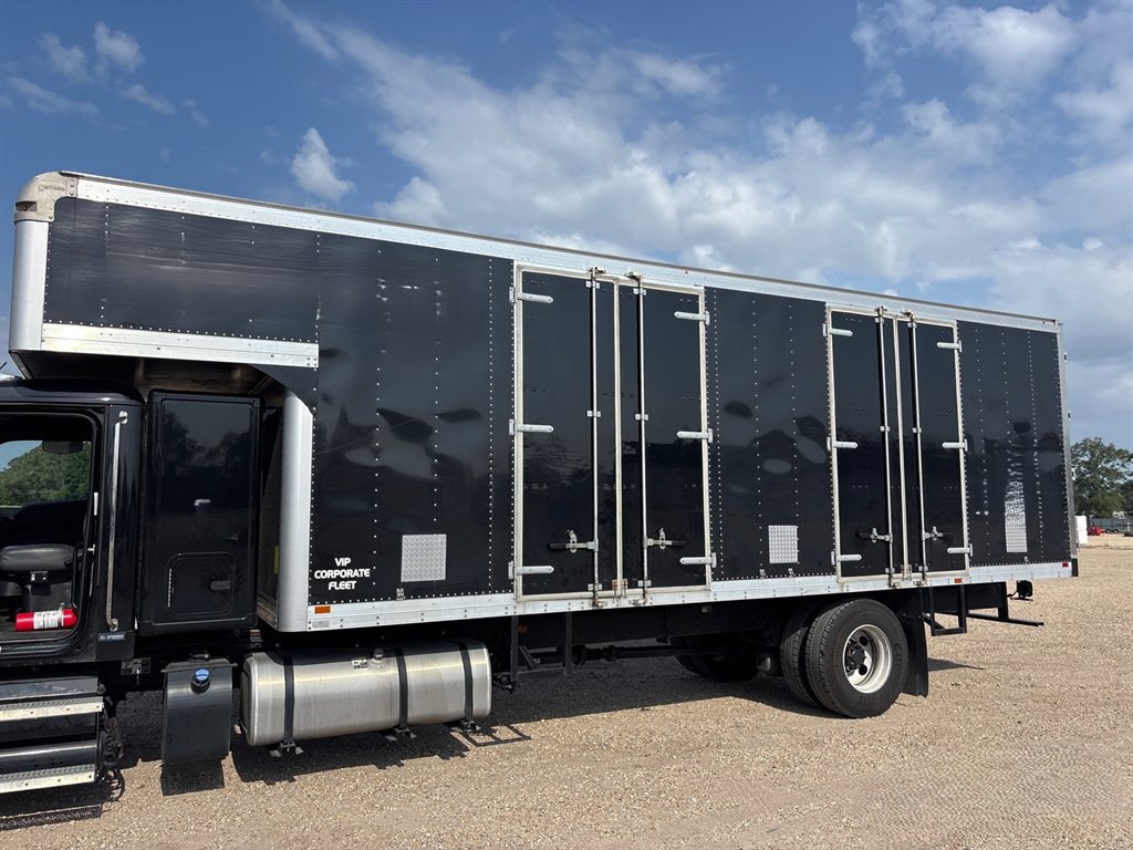 2025 Kenworth T600 - $88,995
