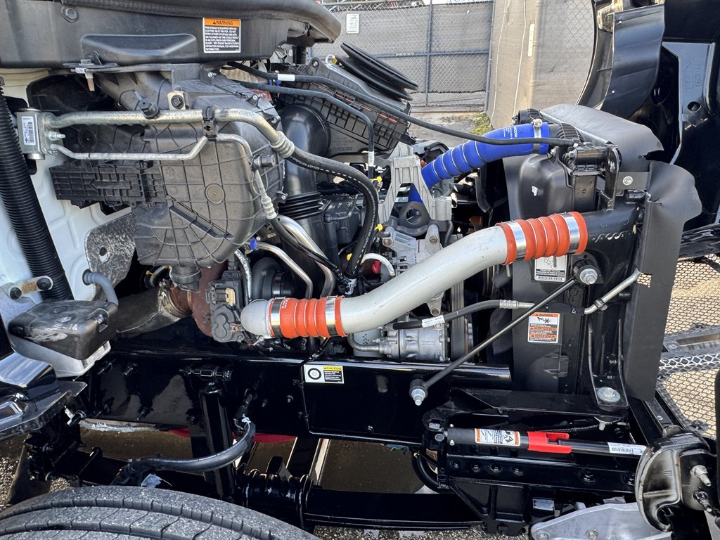 2025 Kenworth T600 - $88,995