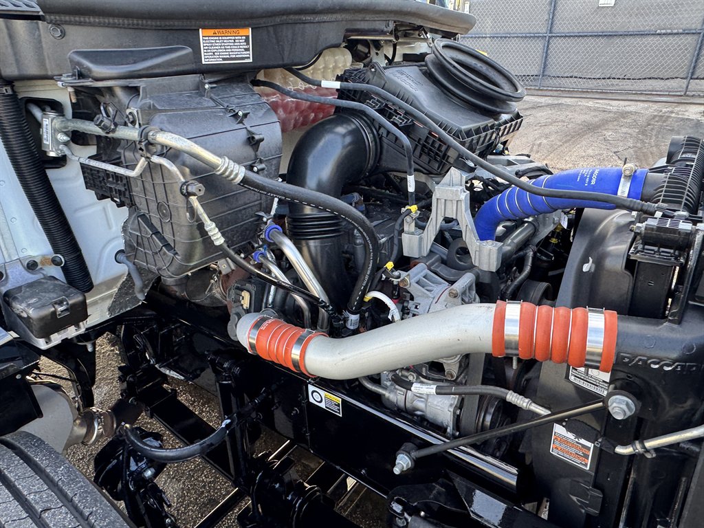 2025 Kenworth T600 - $88,995