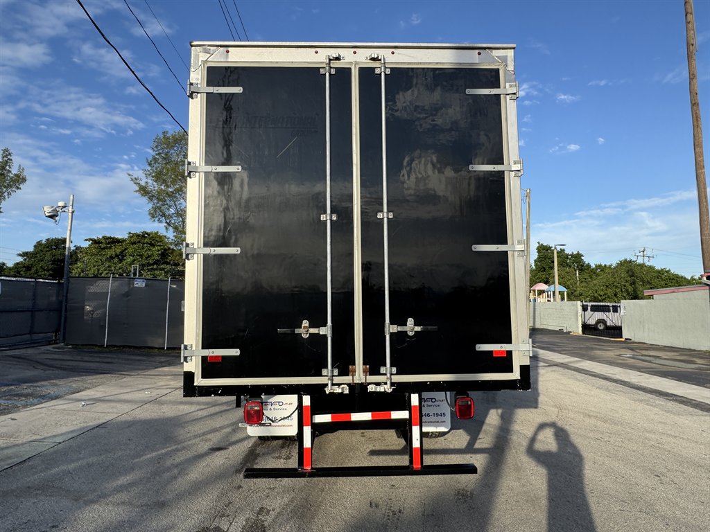 2025 Kenworth T600 - $88,995