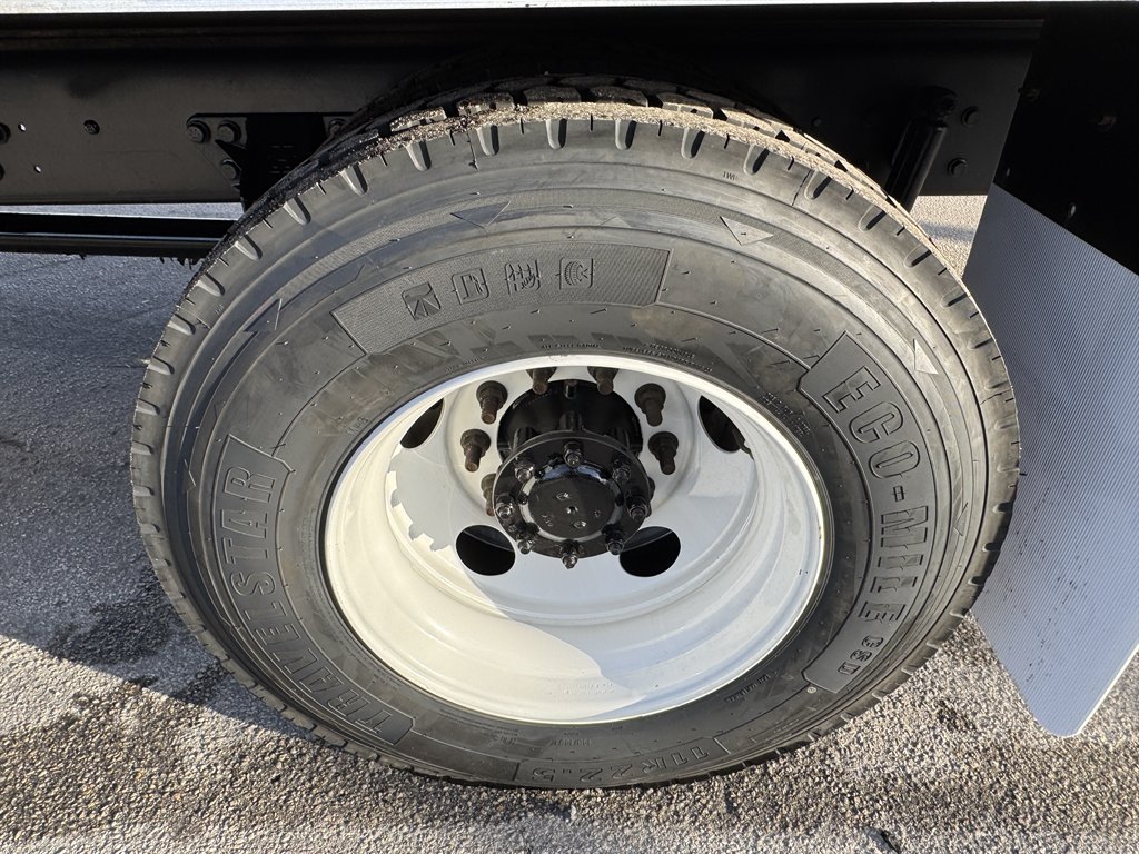 2025 Kenworth T600 - $88,995