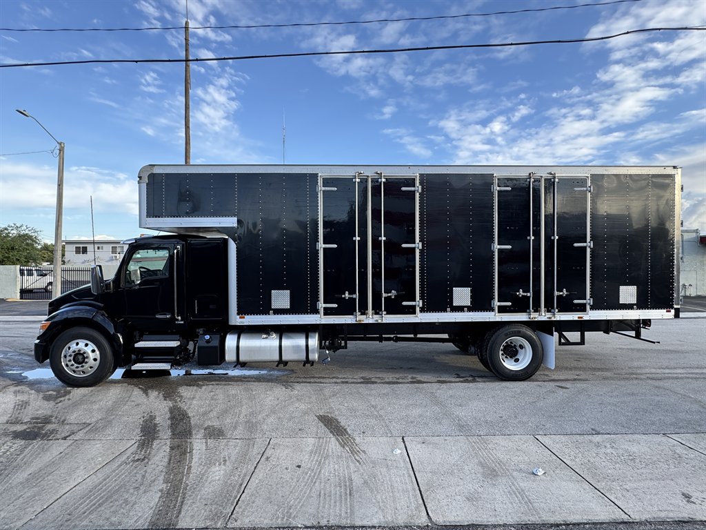 2025 Kenworth T600 - $88,995