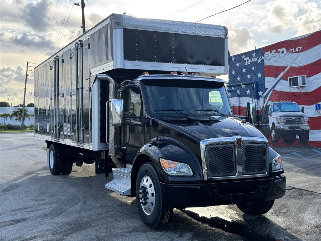 2025 Kenworth T600 - $88,995