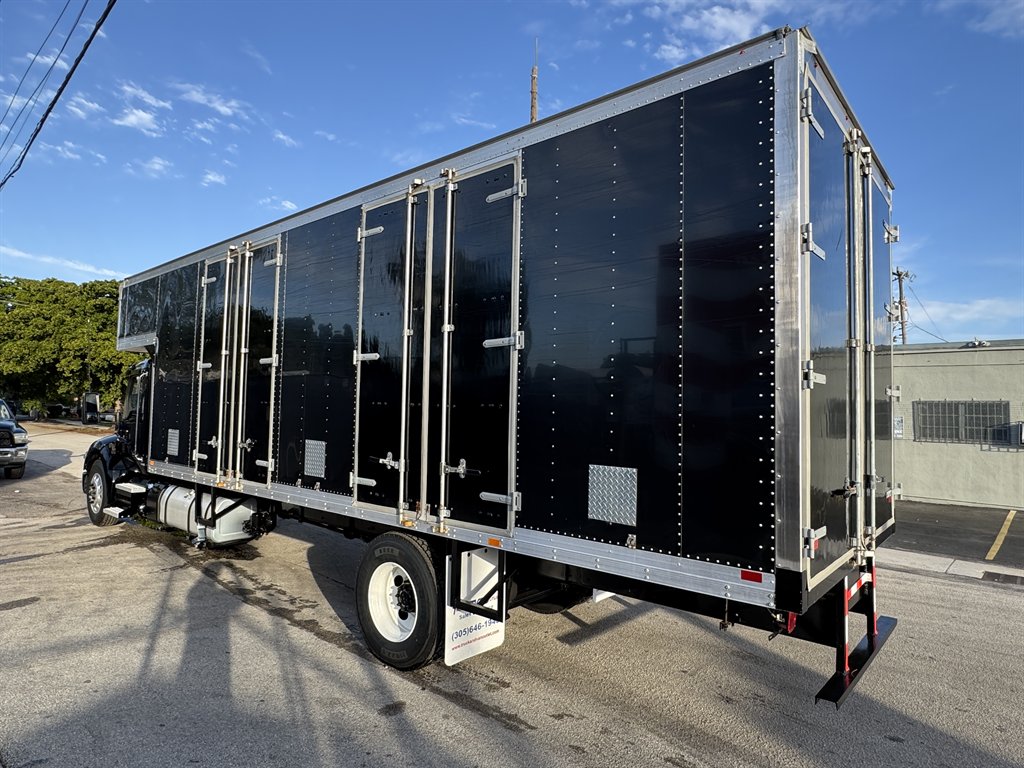 2025 Kenworth T600 - $88,995