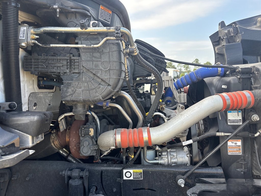 2025 Kenworth T600 - $88,995