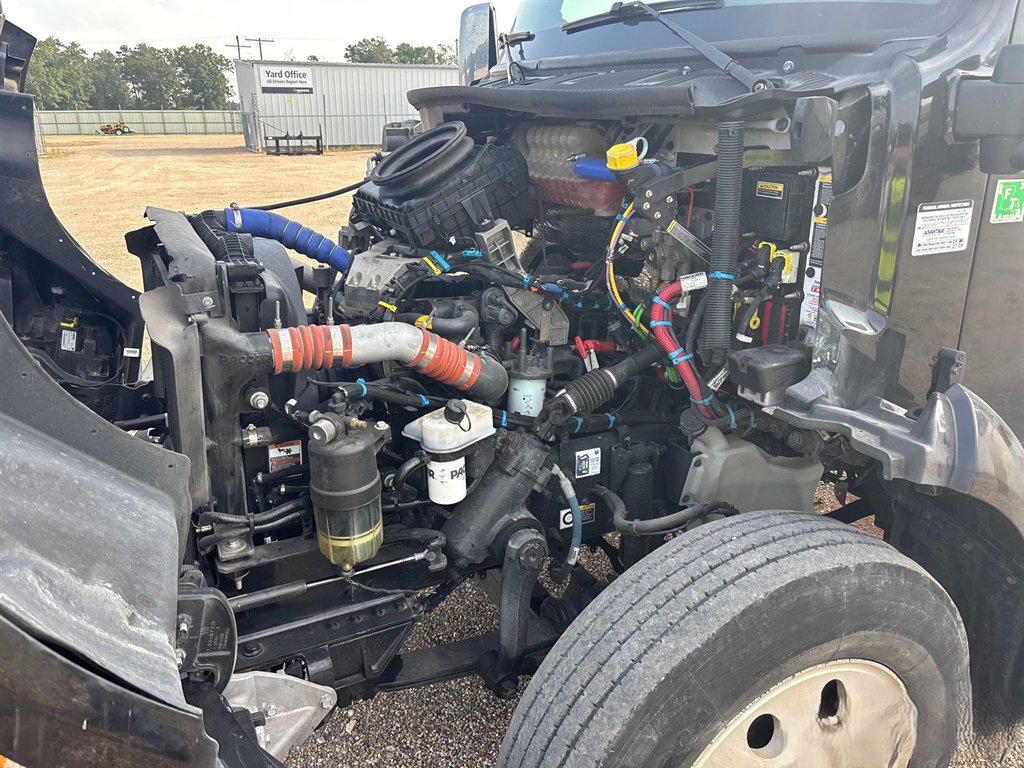 2025 Kenworth T600 - $88,995