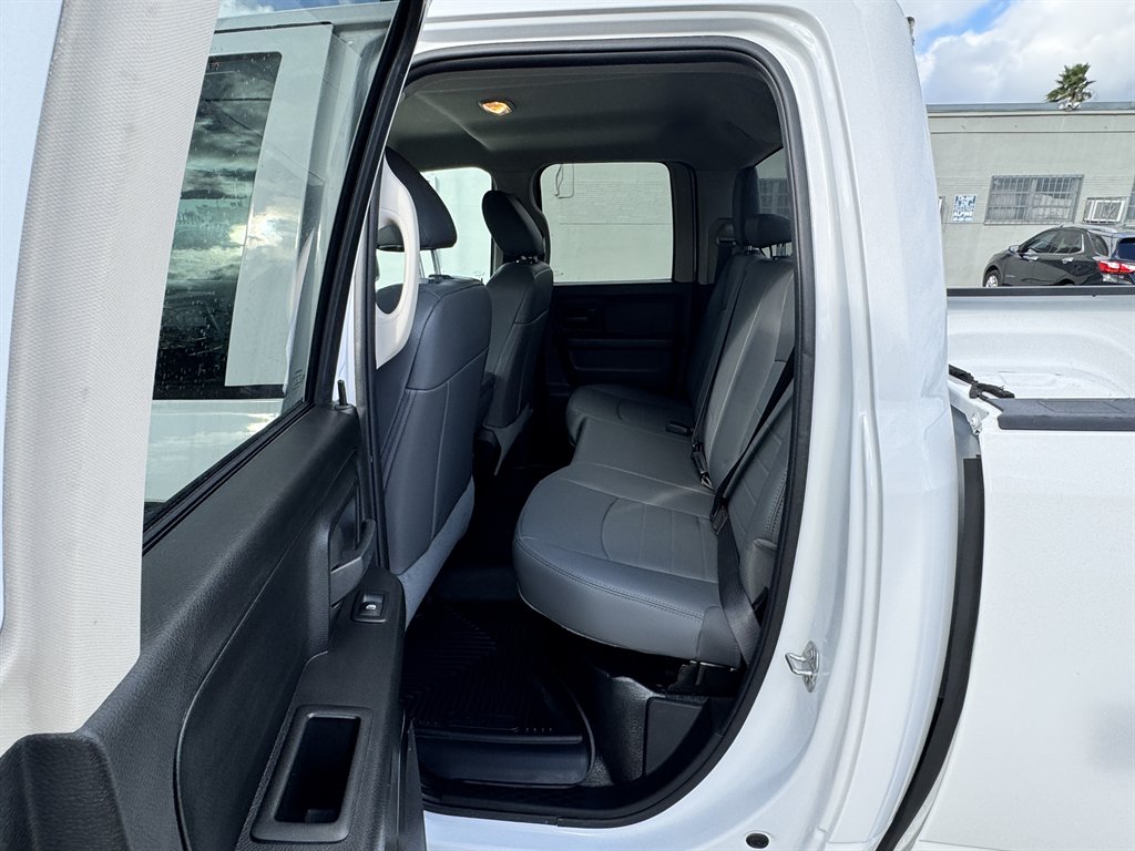 2020 Ram 1500 Classic - $15,995
