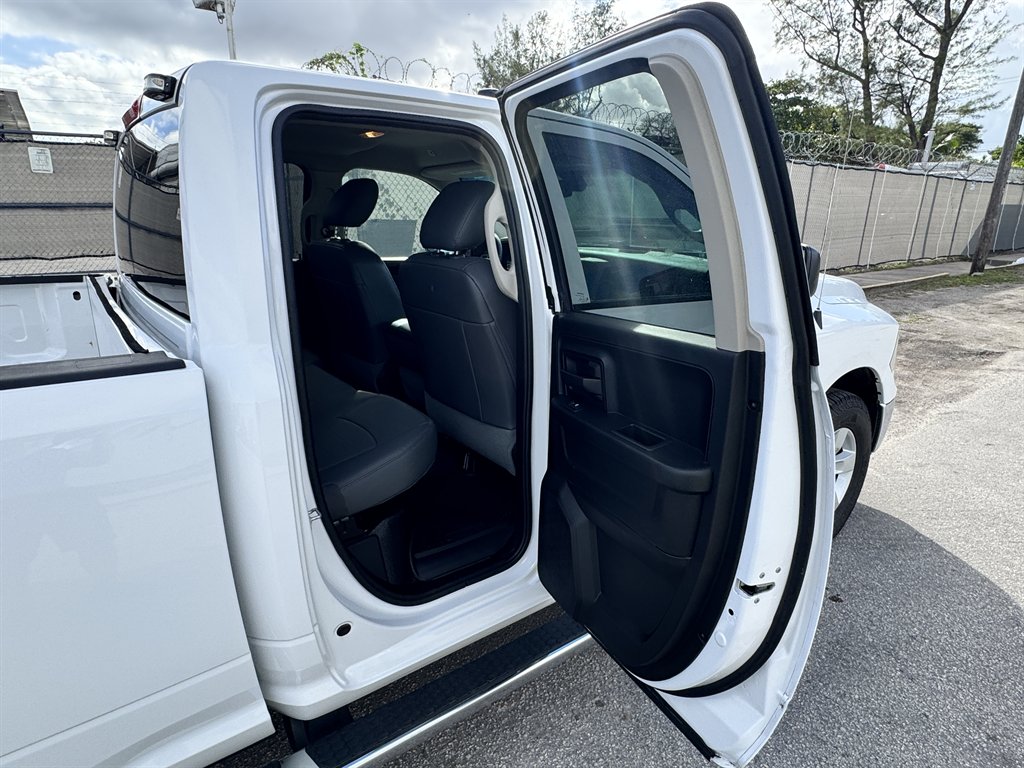 2020 Ram 1500 Classic - $15,995