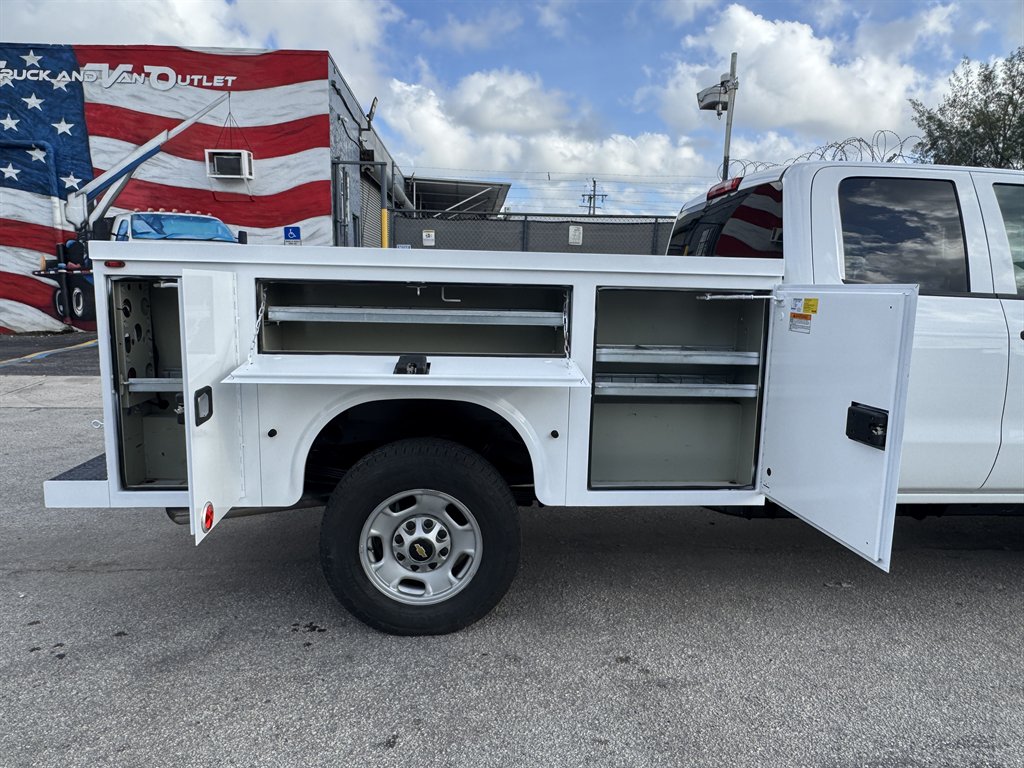 2019 Chevrolet Express - $20,495