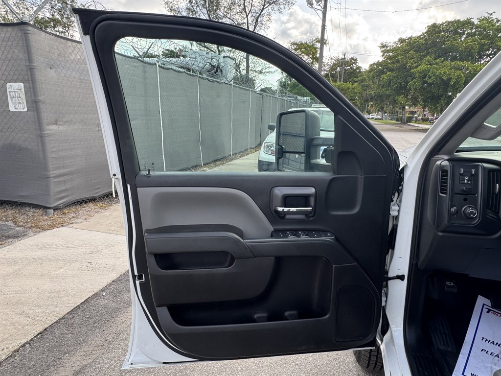2019 Chevrolet Express - $20,495