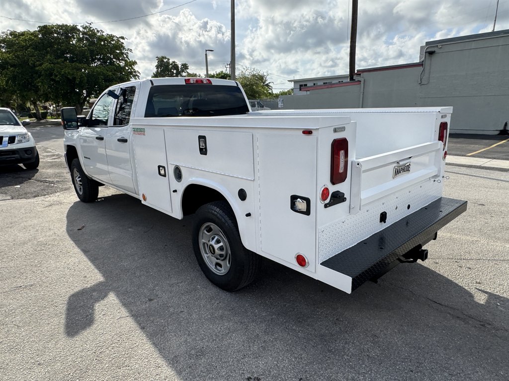 2019 Chevrolet Express - $20,495