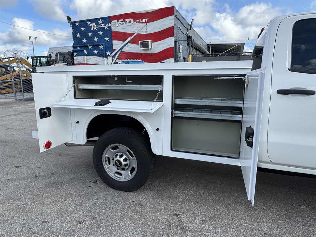 2019 Chevrolet Express - $20,495