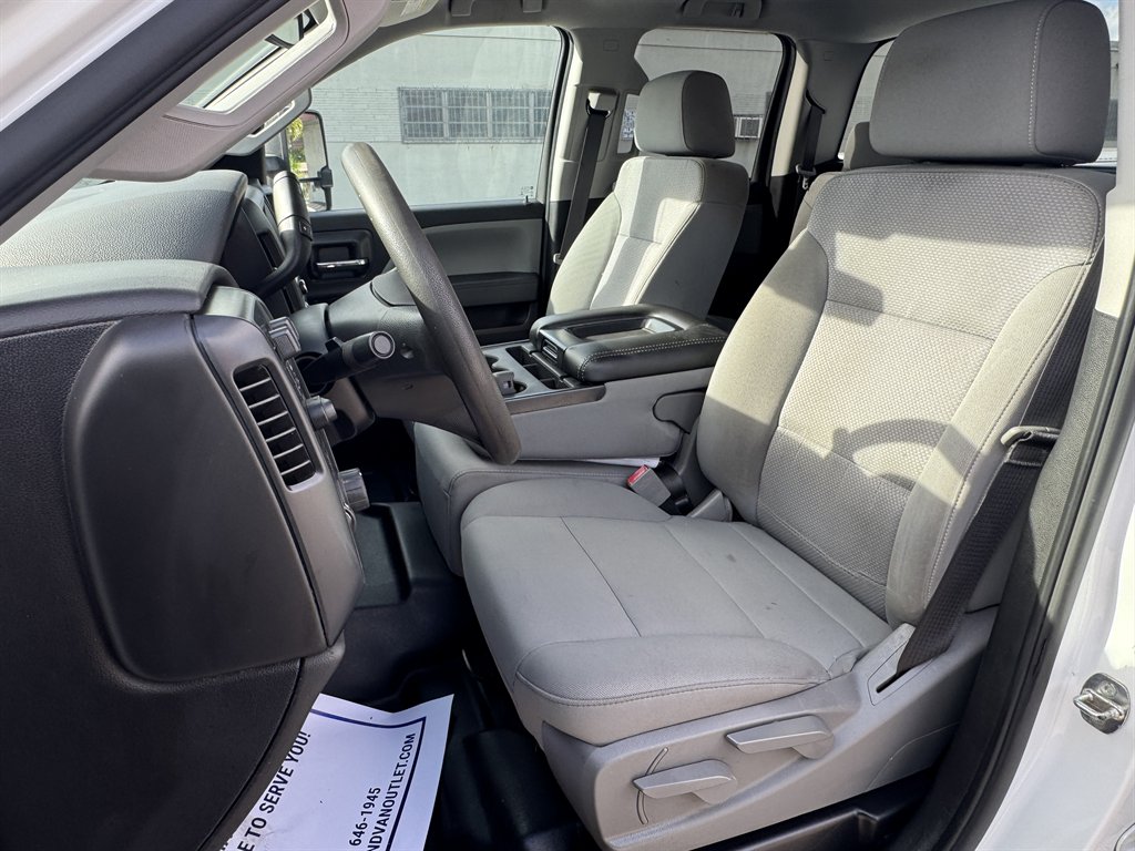 2019 Chevrolet Express - $20,495