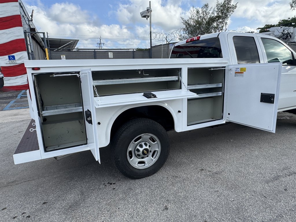 2019 Chevrolet Express - $20,495