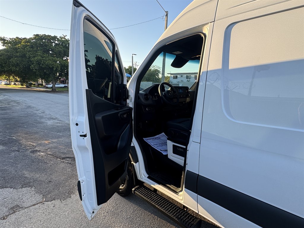 2024 Mercedes-Benz Sprinter - $61,995