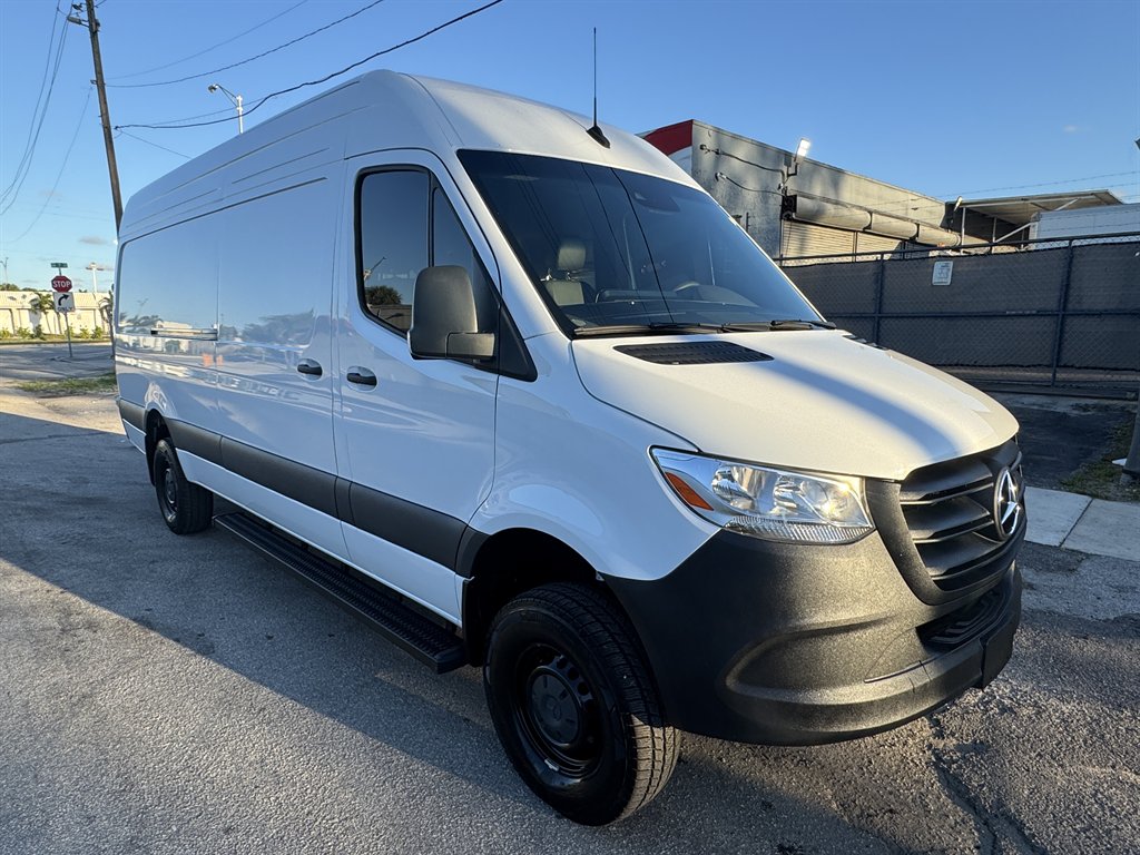 2024 Mercedes-Benz Sprinter - $61,995