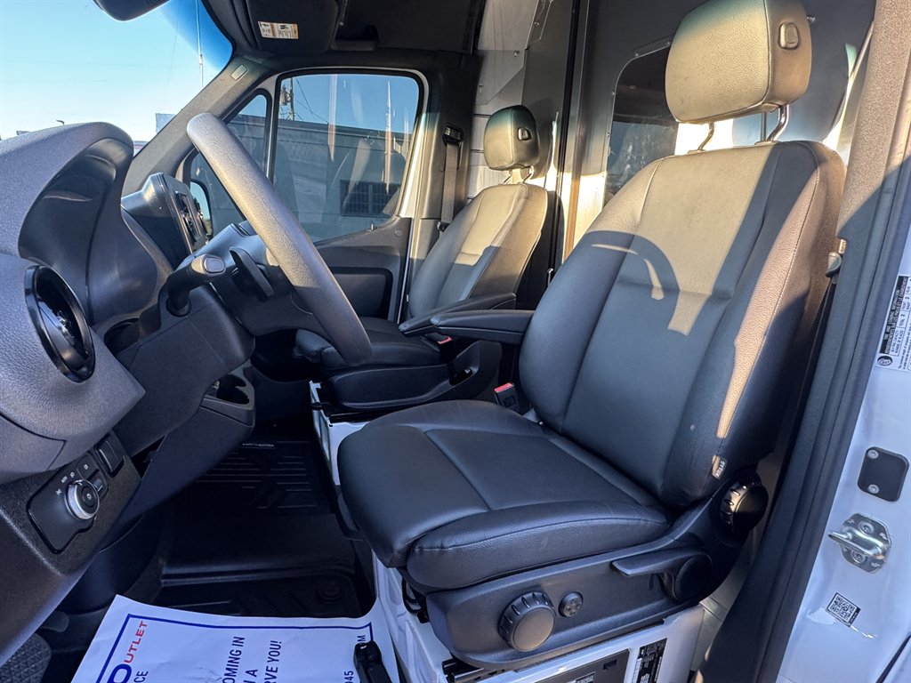 2024 Mercedes-Benz Sprinter - $61,995